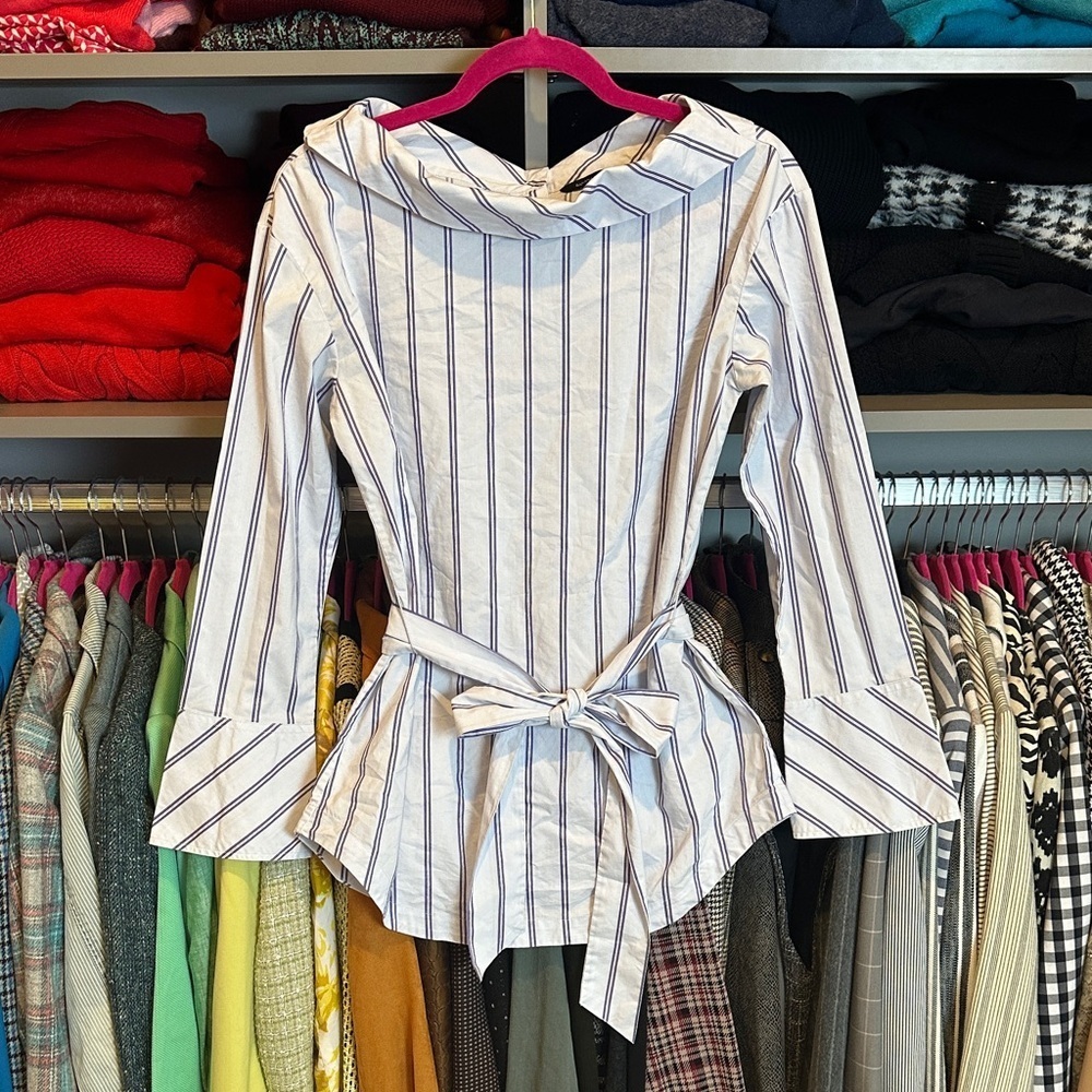Banana Republic lavender/purple striped long sleeve boat neck blouse size XS